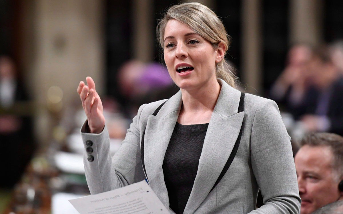 minister melanie joly