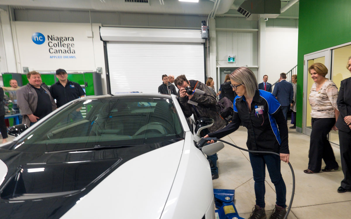 niagara college auto lab