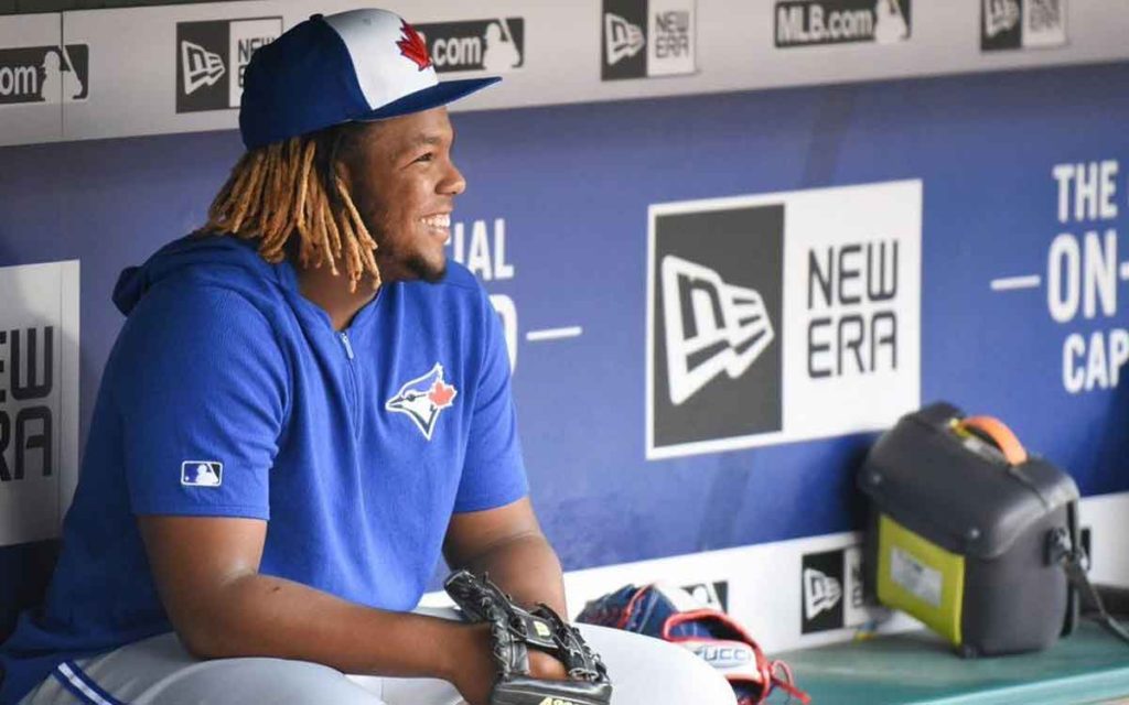 Vladimir-Guerrero-Jr on bench