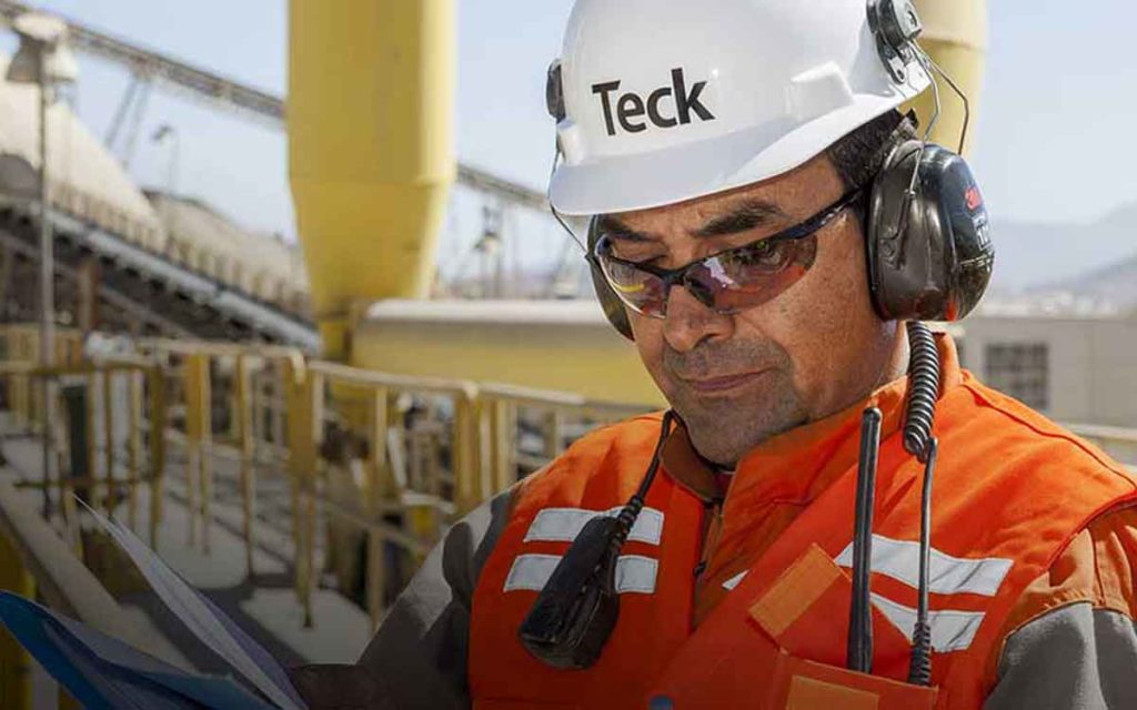 teck worker