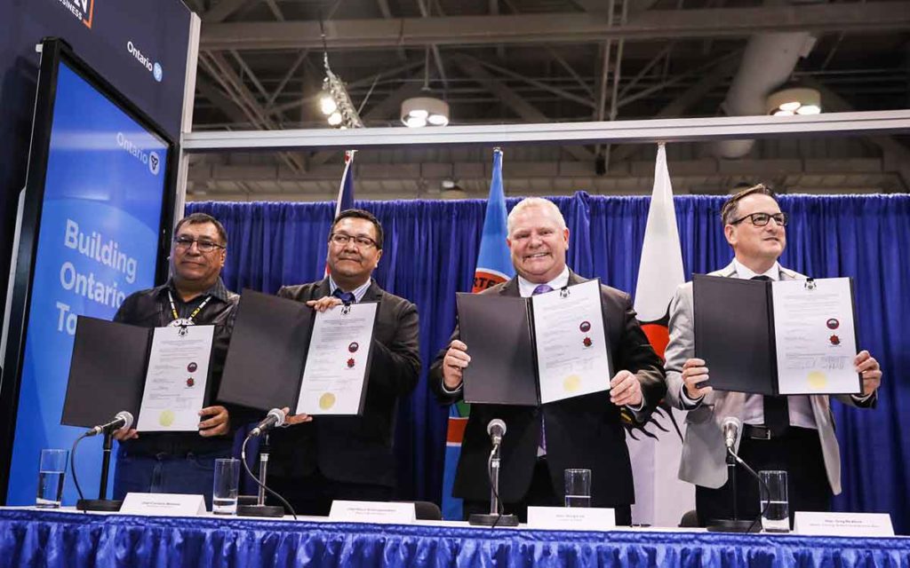 Premier Doug Ford and Greg Rickford, Minister of Energy, Northern Development and Mines and Minister of Indigenous Affairs, Chief Bruce Achneepineskum of Marten Falls First Nation and Chief Cornelius Wabasse of Webequie First Nation