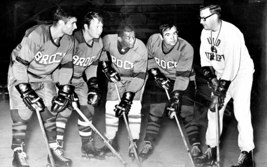 Brock Men's hockey team, 1968