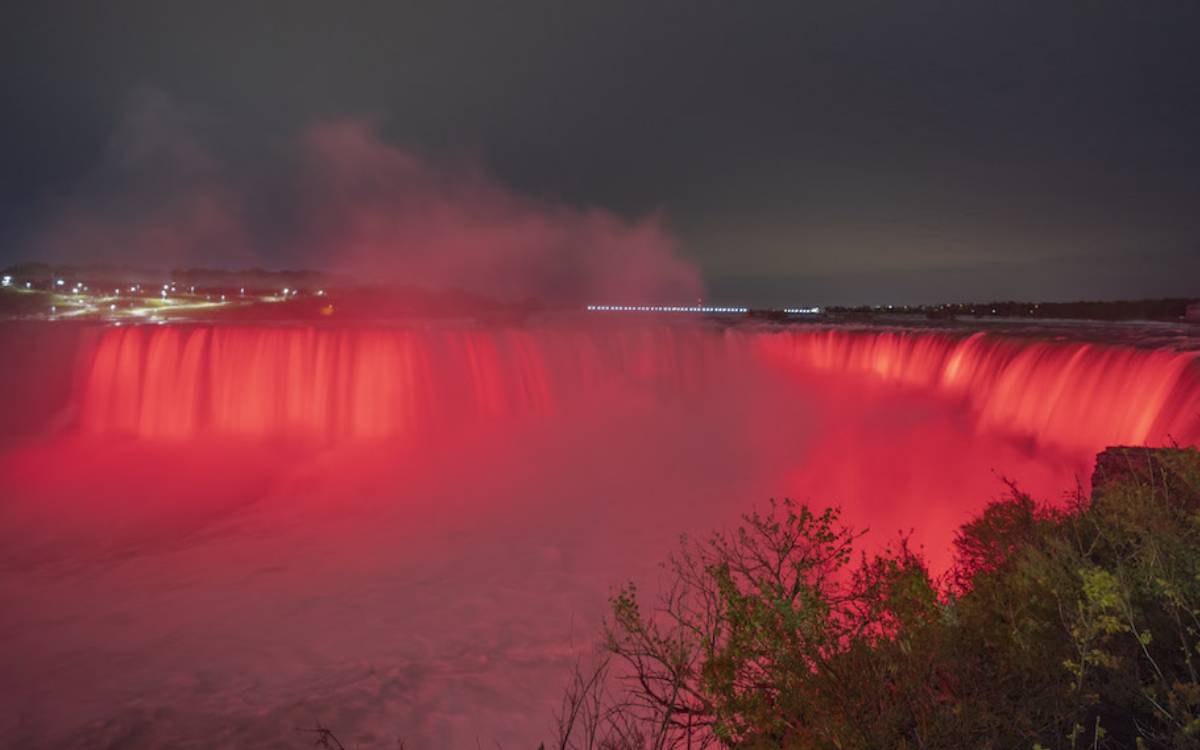 Niagara Falls in red
