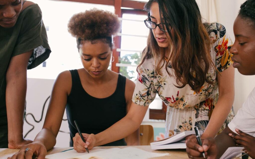 women working 