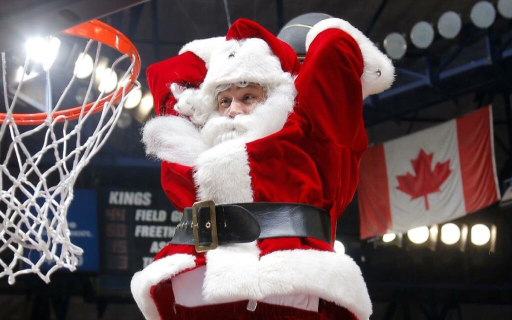 Santa dunking