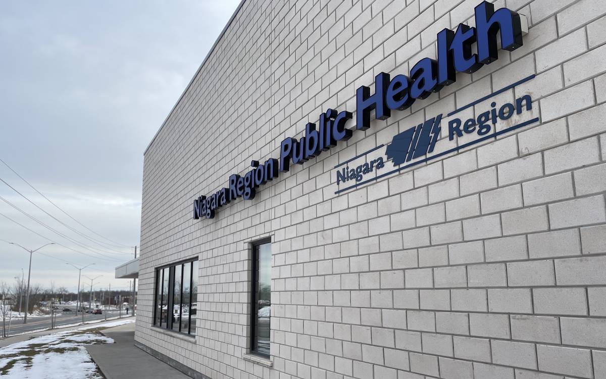 Niagara Public Health building