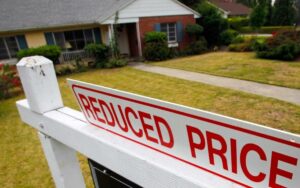 Niagara real estate prices see near five-point drop in July
