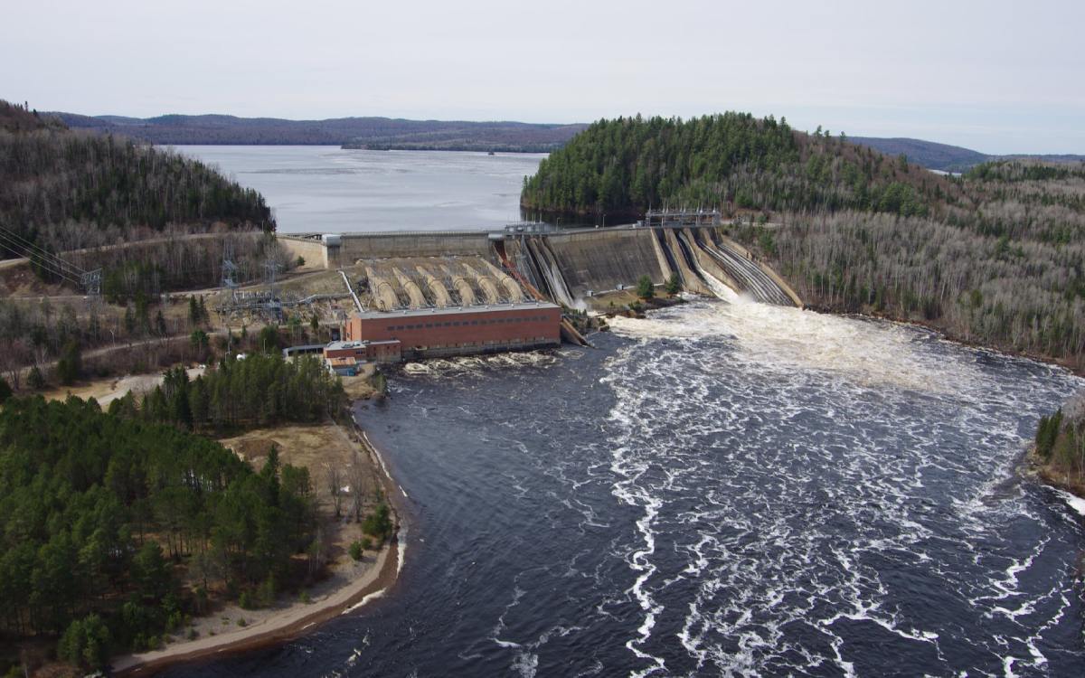 The Niagara Independent   Quebec Hydro 