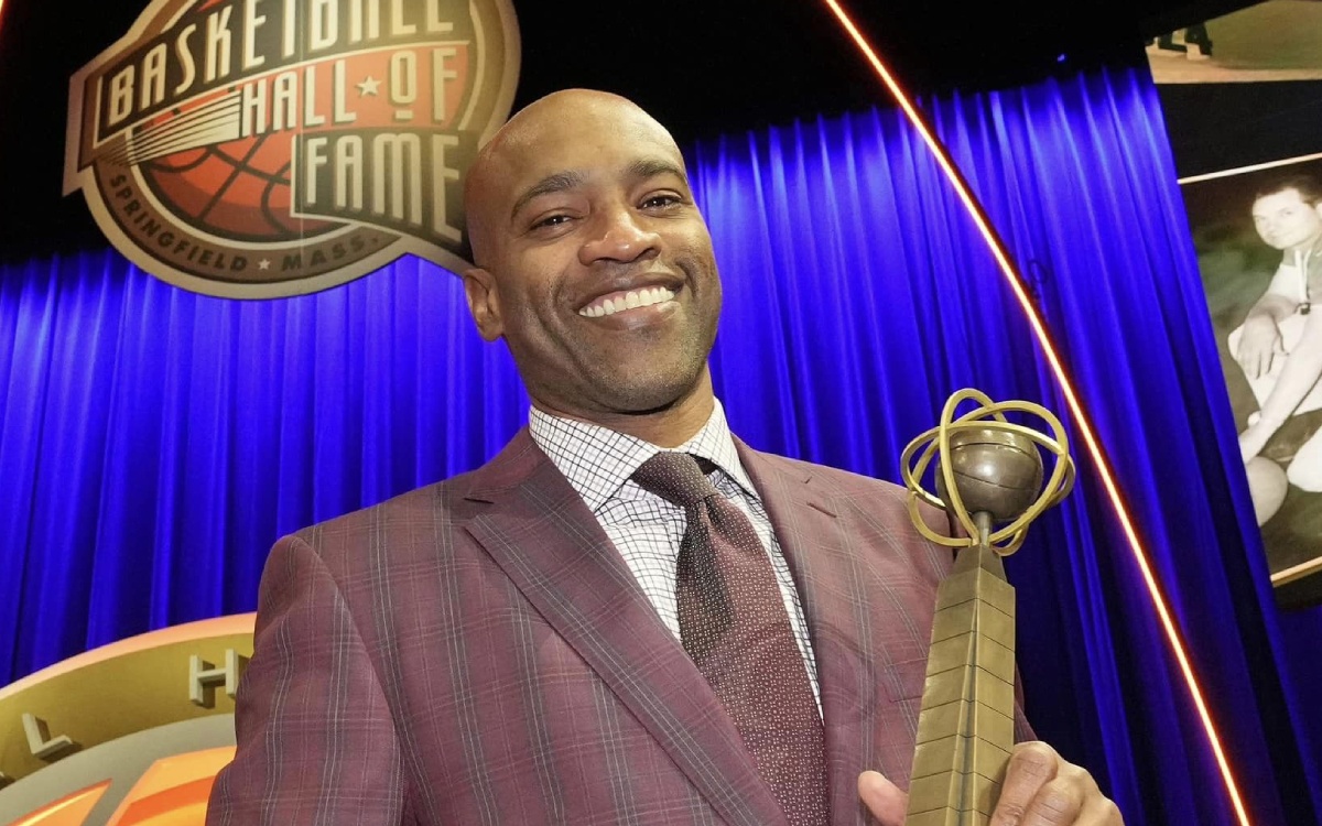 Vince Carter enters Basketball Hall of Fame